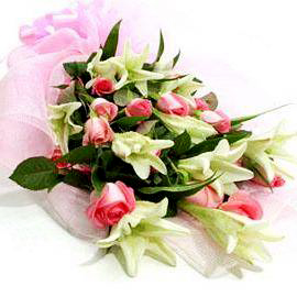 Stunning Lot - Romance Flower Gift