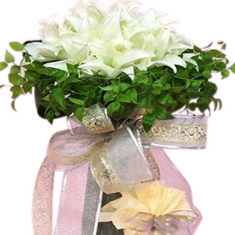 Innocent Charm - Hand Bouquets