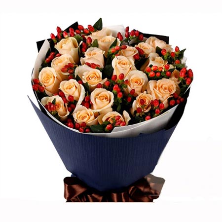 Remarkable Bouquet of Roses - Anniversary