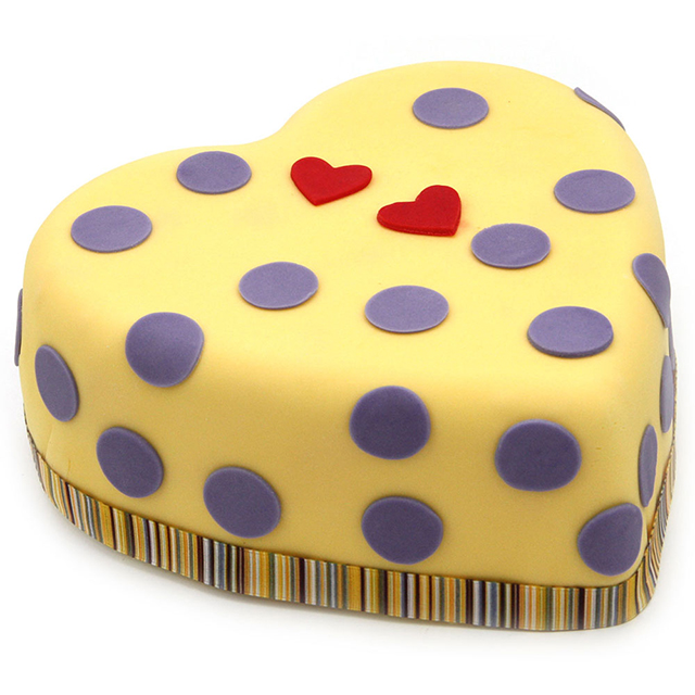 Hearts and Dots Cake - Cakes