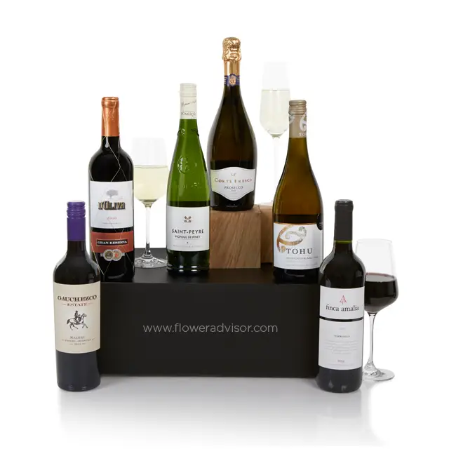 The Connoisseur Six Bottle Wine Selection - Wine Gifts Basket