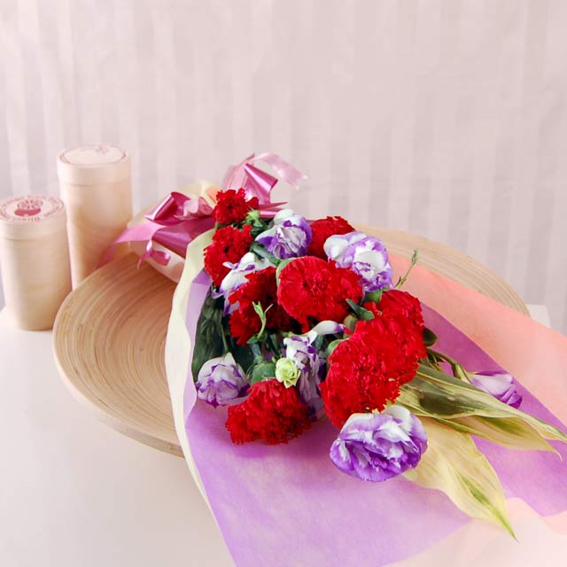 Love Abound - Hand Bouquets