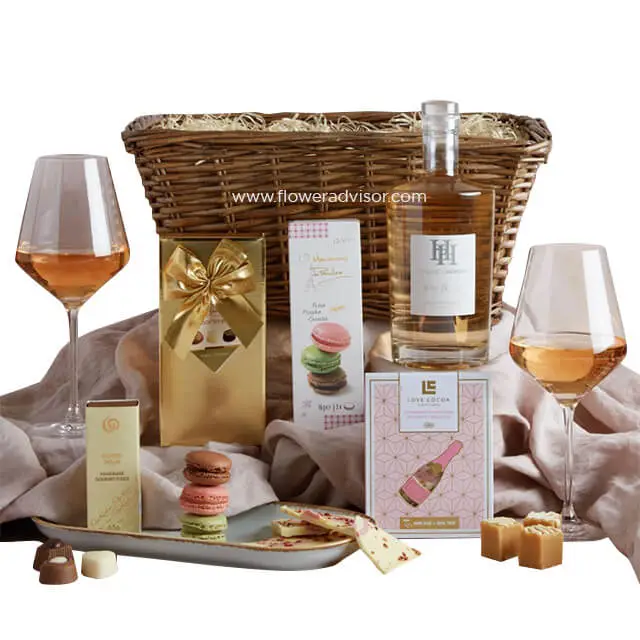 Luxury Rosé Hamper - Birthday
