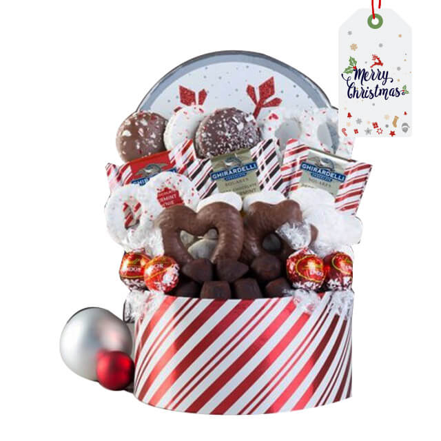 Xmas - Holiday Cookie and Chocolate Basket - Christmas