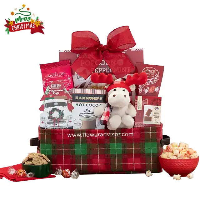 CHRISTMAS 2022 - Reindeer and Sweets Gift Basket - Christmas