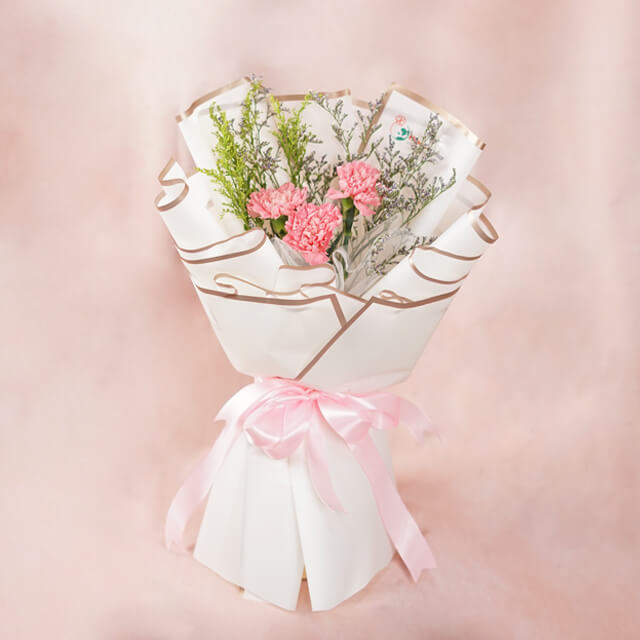 Buket Bunga 3 Tangkai Carnation - Golden Serenity. - Mothers Day