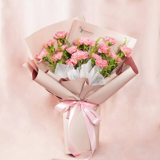Elegant Carnation Bouquet - Golden Elegance - Valentine's Day