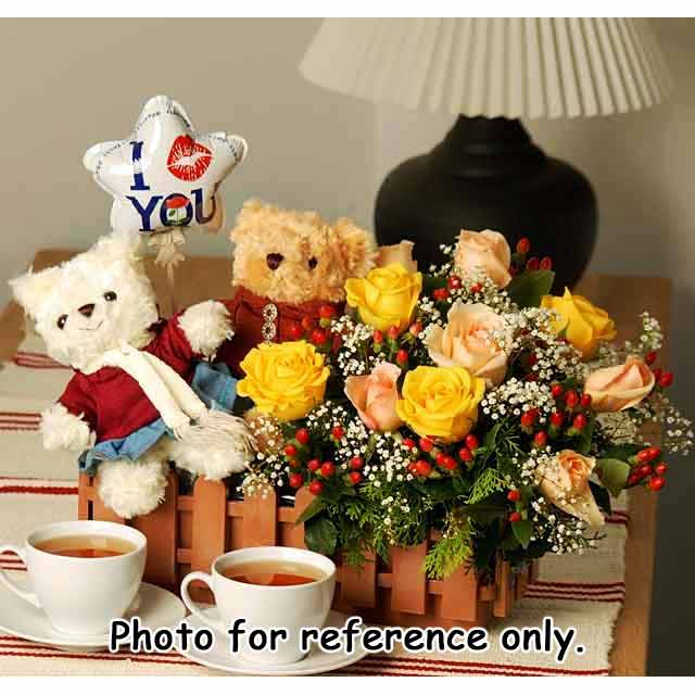 Teddy Bears Picnic - Romance Flower Gift