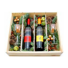 Finest Toast for Christmas - Wine Gifts Basket