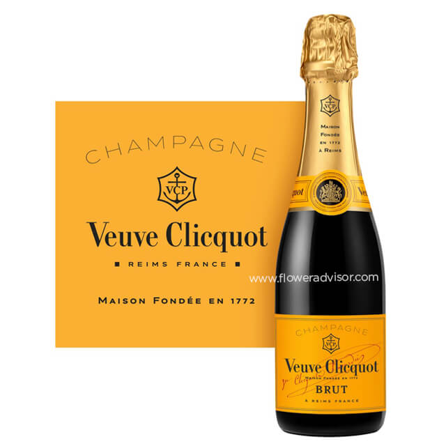 Veuve Clicquot Yellow Label Brut NV - Wine Gifts Basket